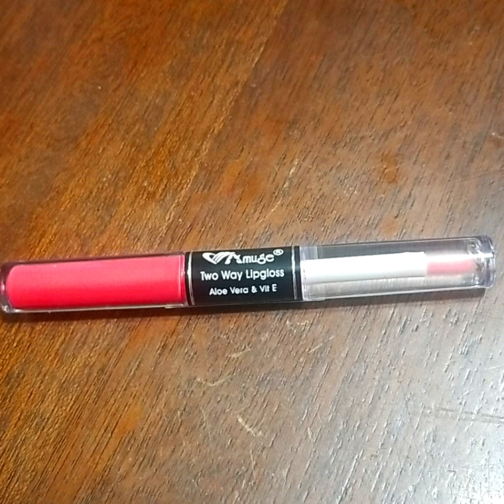 Amuse Two Way Lipgloss